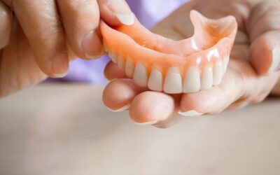 Dentures: What New Wearers Wish They Knew Before Their First Week